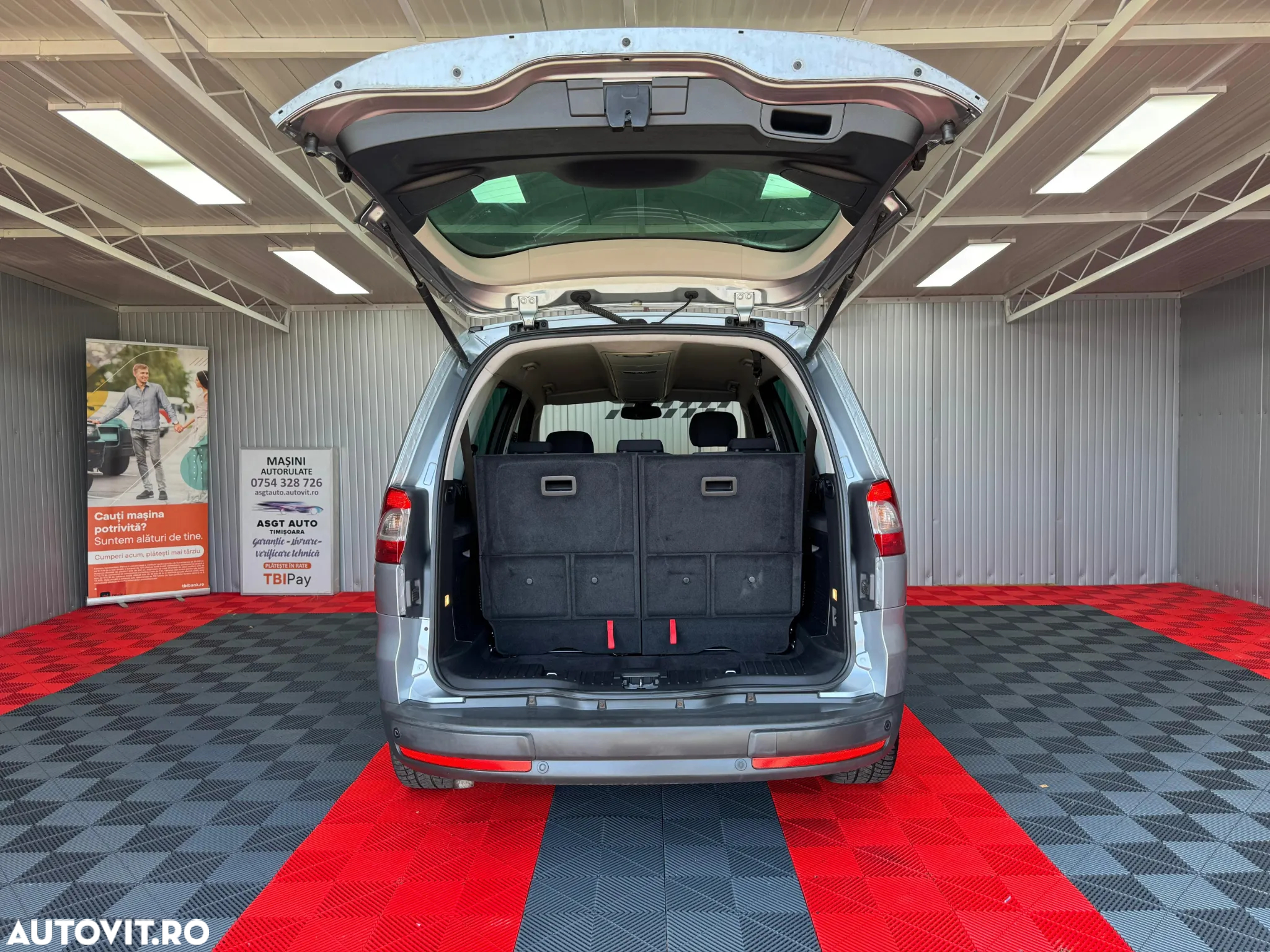 Ford Galaxy 2.0 TDCi Ghia - 6