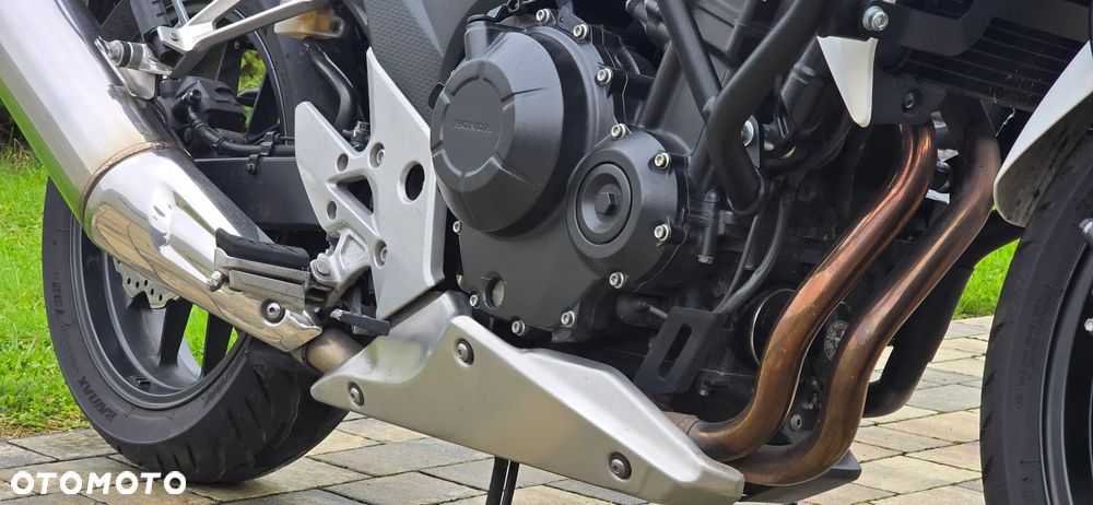 Honda CB - 22