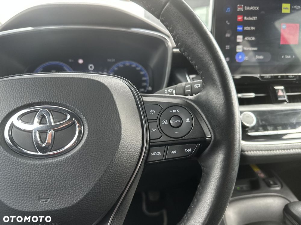 Toyota Corolla 1.8 Hybrid Comfort - 17