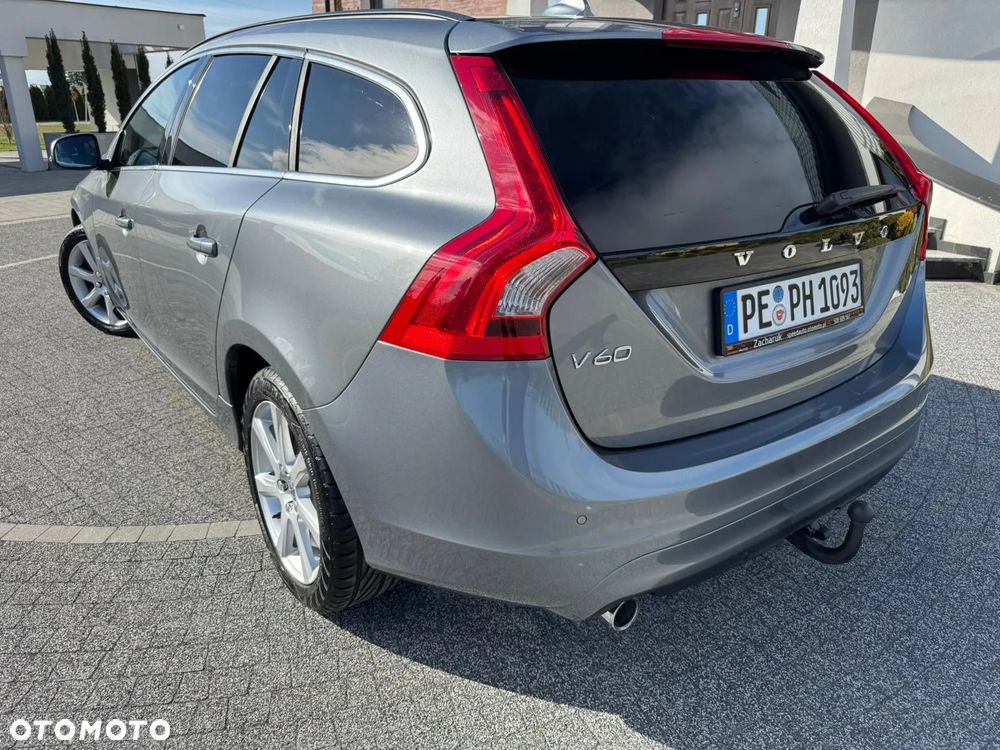 Volvo V60 D2 Geartronic Momentum - 9