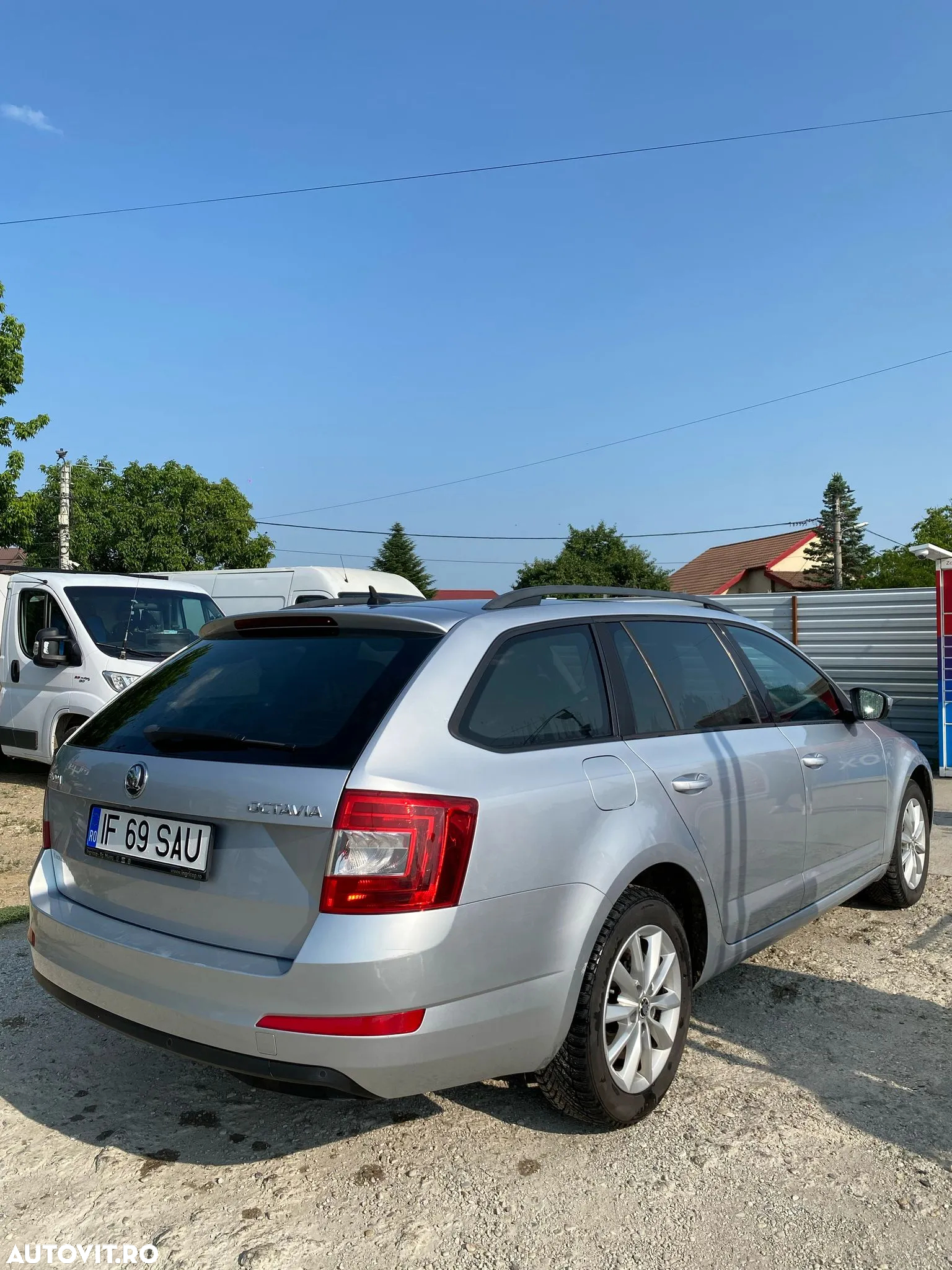 Skoda Octavia - 4
