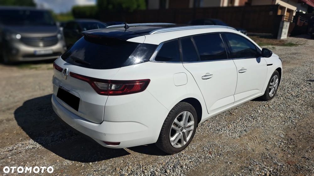 Renault Megane 1.5 Blue dCi Intens - 17