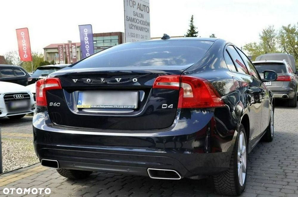 Volvo S60 D4 Drive-E Dynamic Edition (Kinetic) - 11