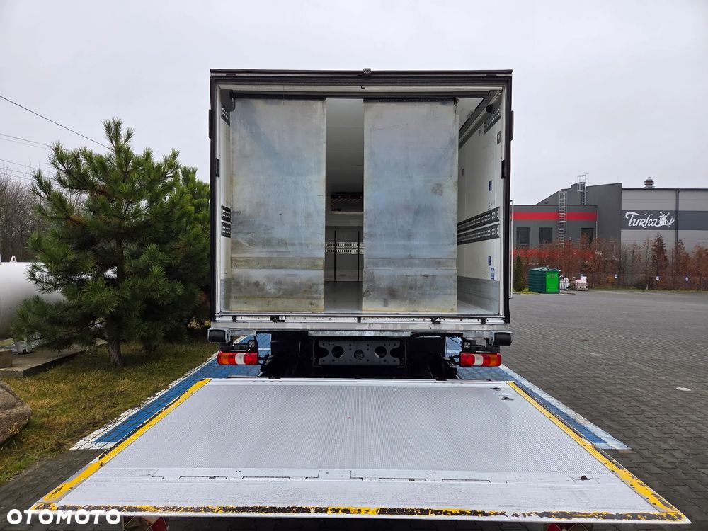 Mercedes-Benz atego antos - 30