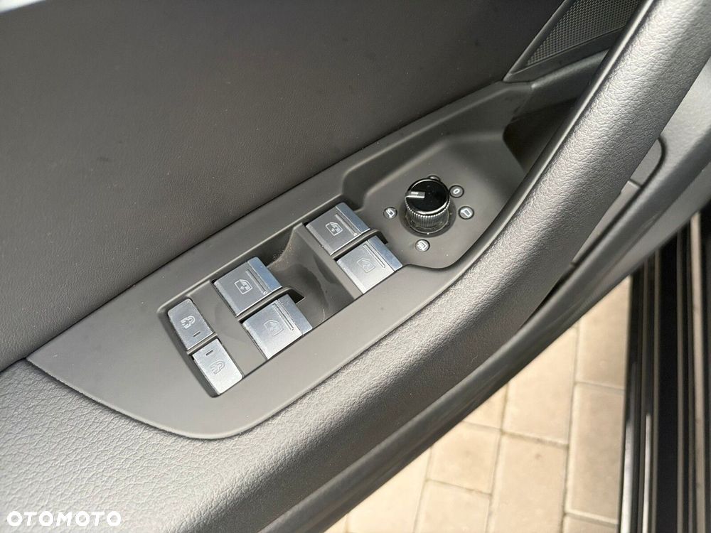 Audi A6 Avant - 24