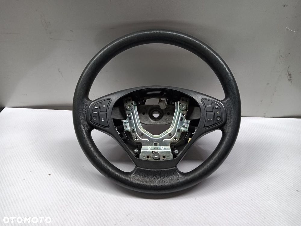 KIEROWNICA MULTIFUNKCYJNA KIA PROCEED I - 1