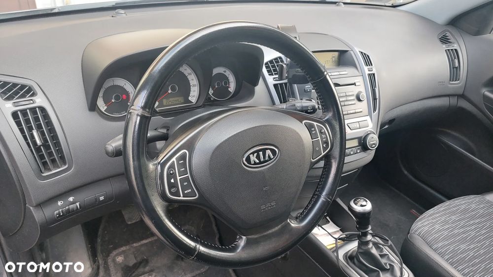 Kia Ceed 1.6 Crdi Optimum + - 9