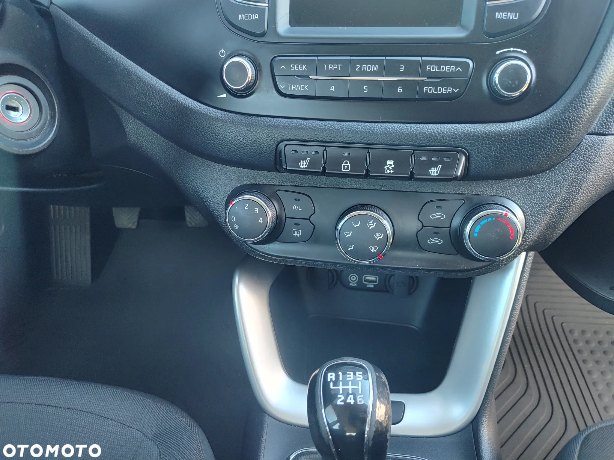 Kia Ceed 1.6 GDI Fifa World Cup Edition - 29