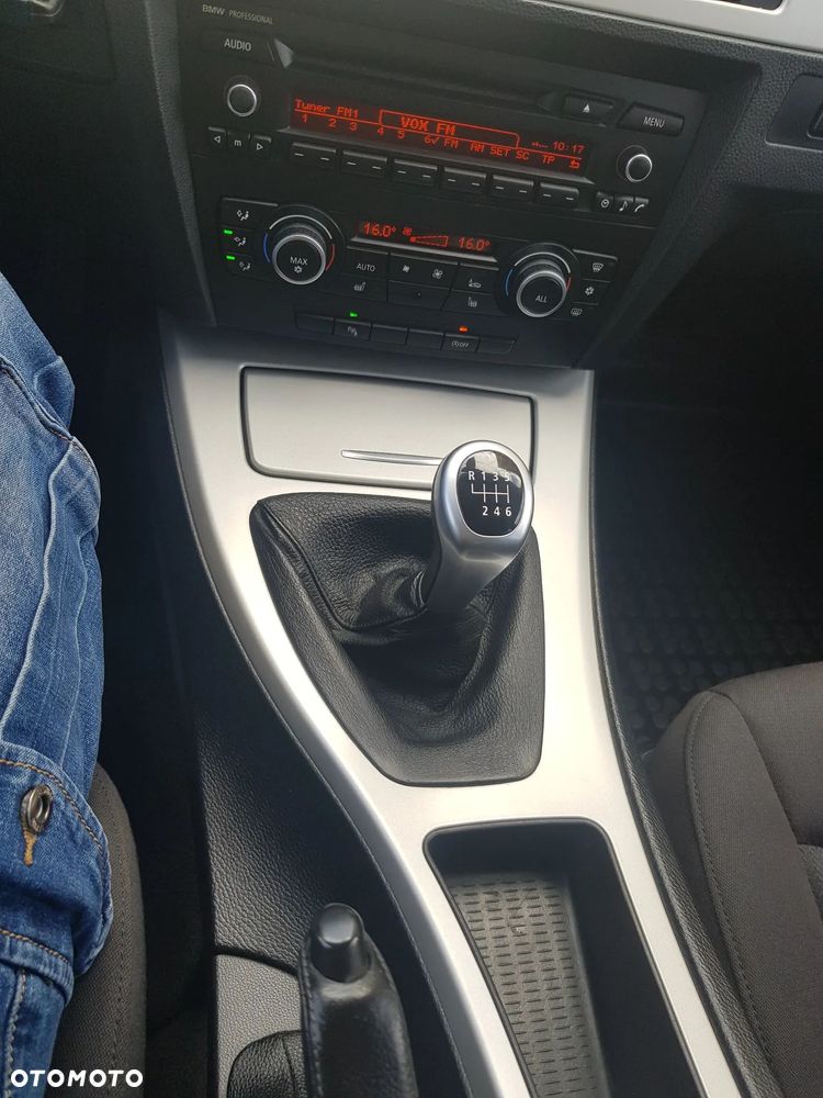 BMW Seria 3 - 18