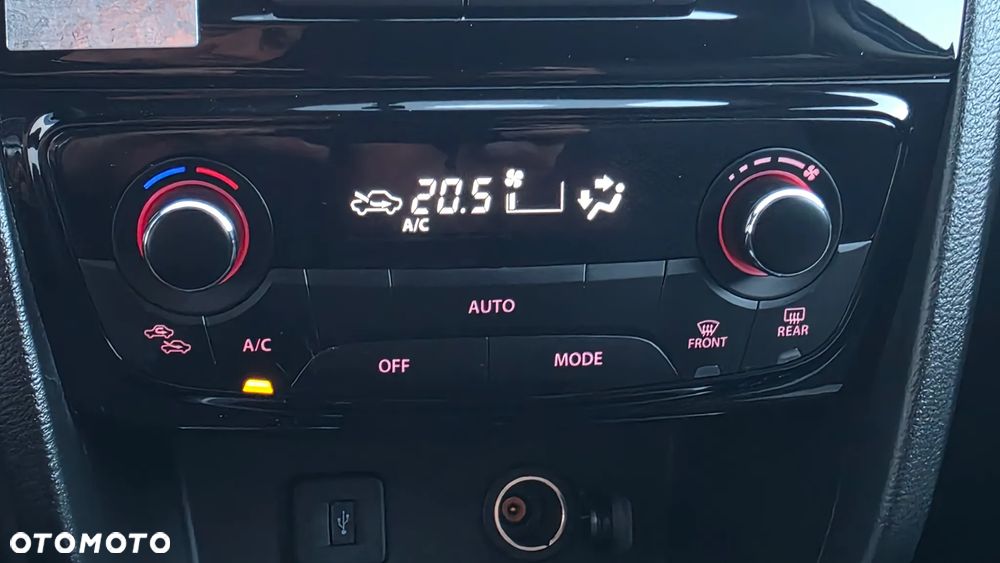 Suzuki Vitara - 21