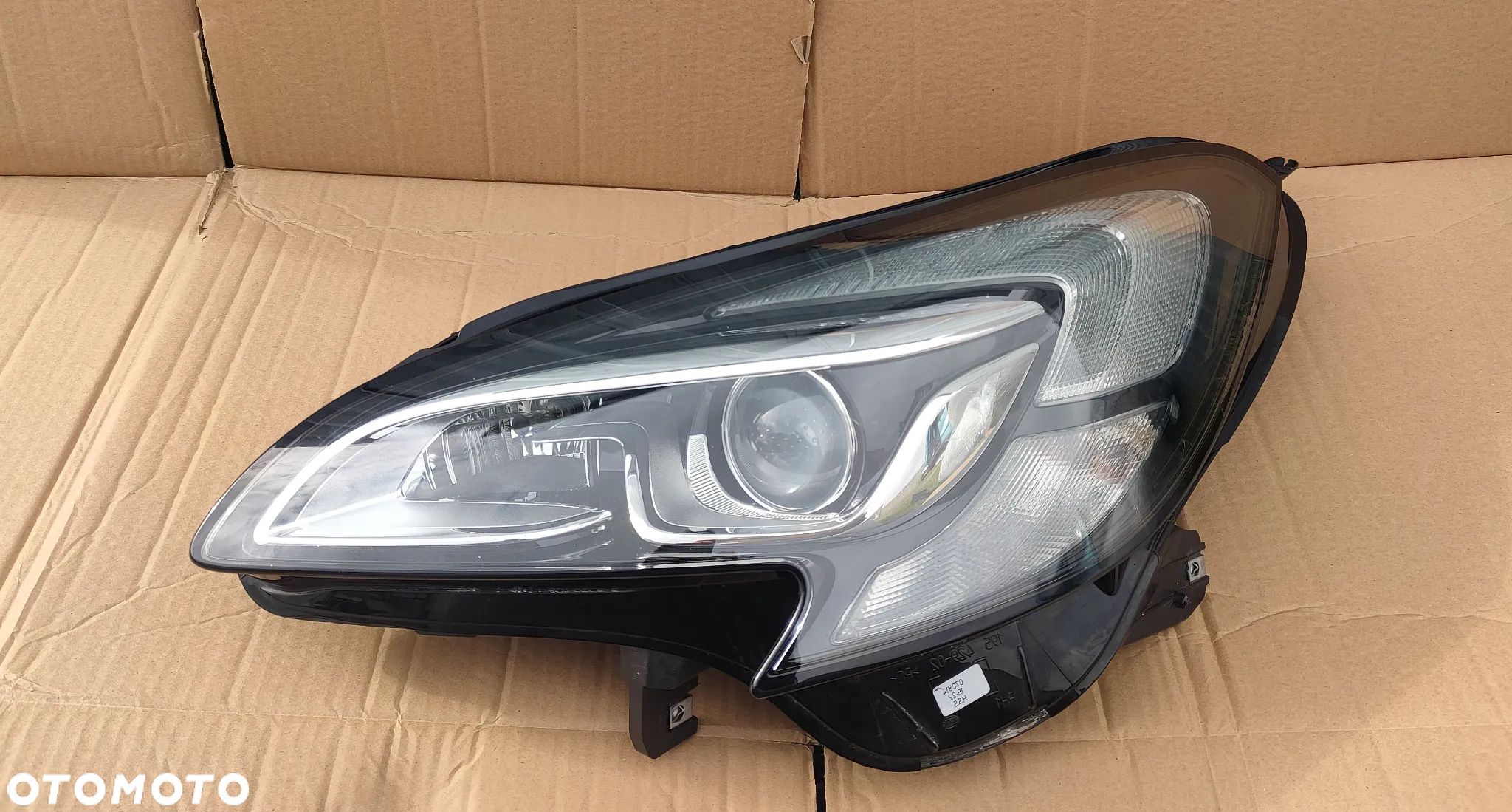 Bi Xenon lewy lampa lewa LED Opel Corsa E 2015- - 1