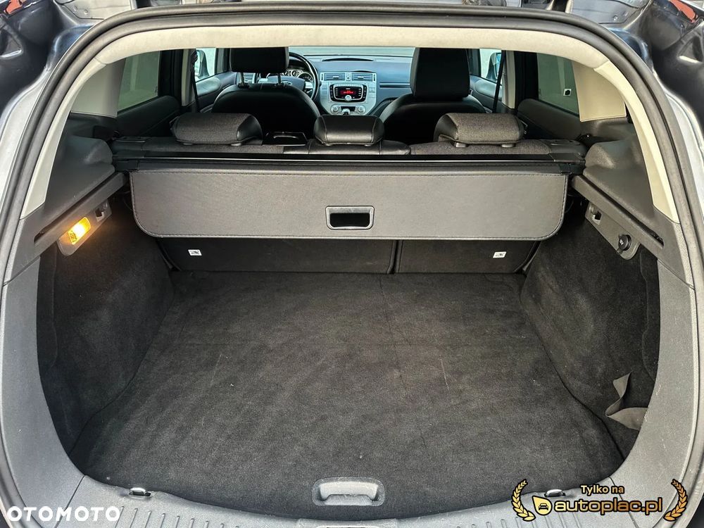 Ford Kuga - 23