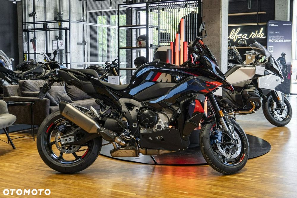 BMW XR - 7