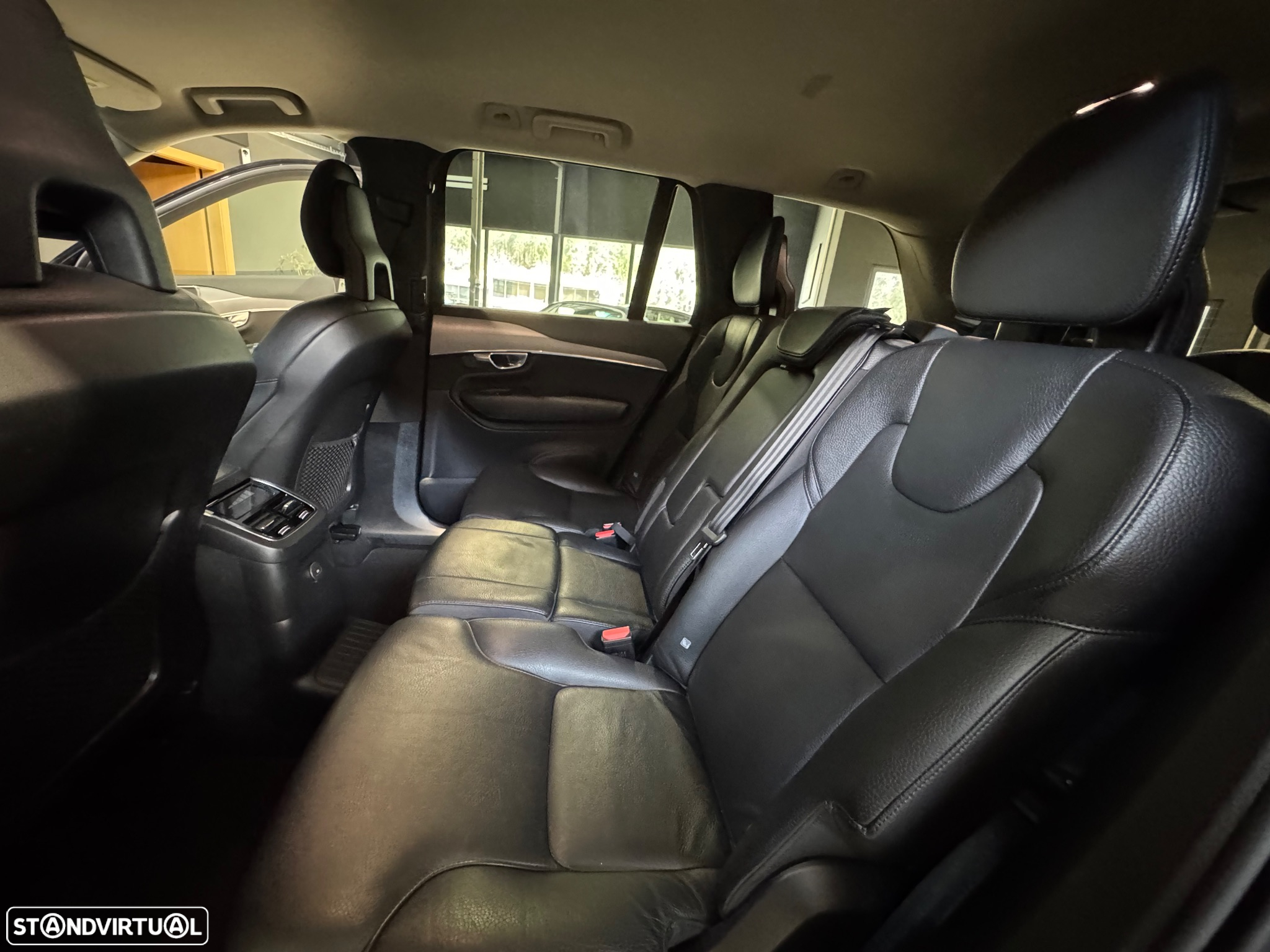 Volvo XC 90 2.0 T8 PHEV R-Design Expression AWD - 23