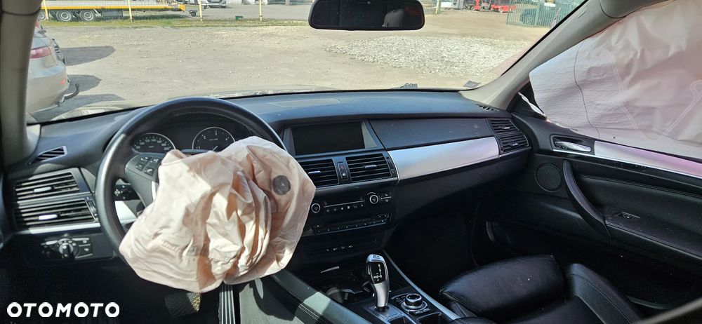 BMW X5 xDrive30d - 16