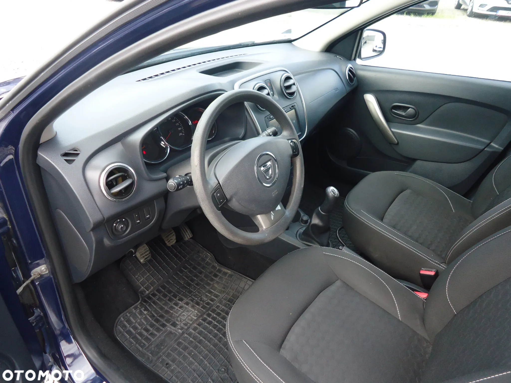Dacia Sandero - 5