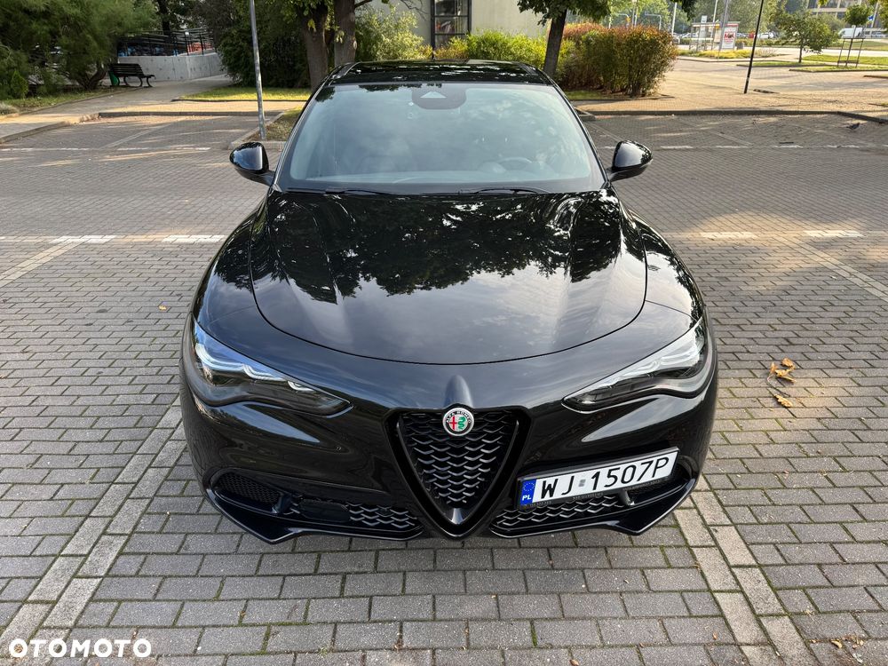 Alfa Romeo Stelvio 2.0 Turbo Intensa Q4 - 12