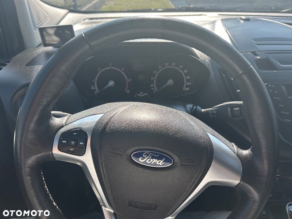 Ford Transit courier - 5