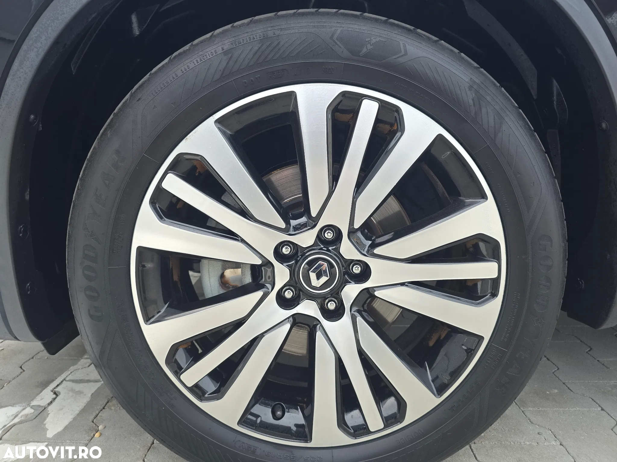 Renault Koleos ENERGY dCi 175 X-tronic 4WD INITIALE PARIS - 15