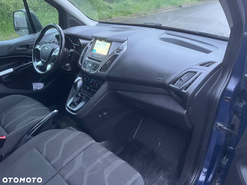 Ford Transit Connect - 21