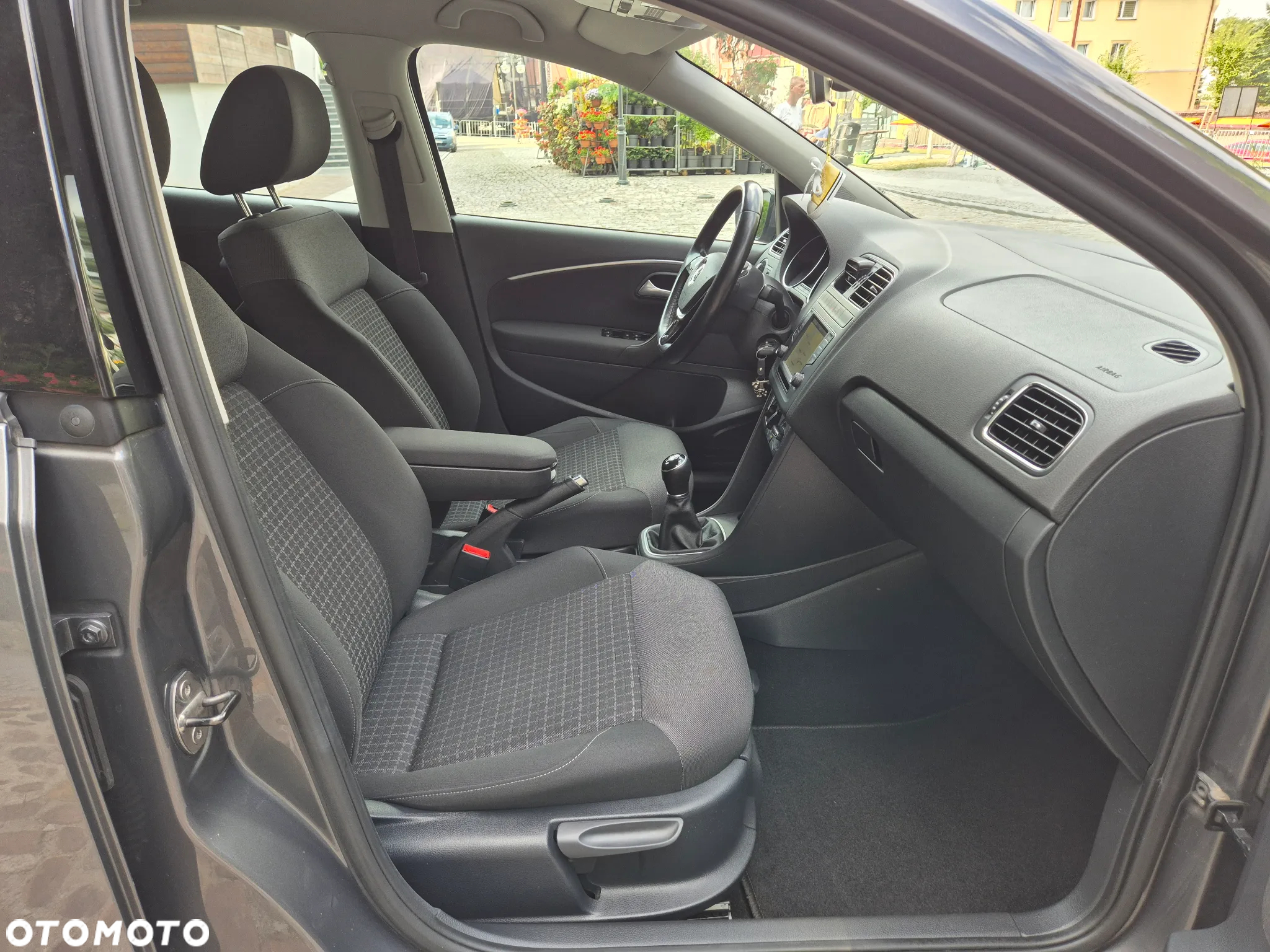 Volkswagen Polo 1.4 TDI (Blue Motion Technology) Highline - 13