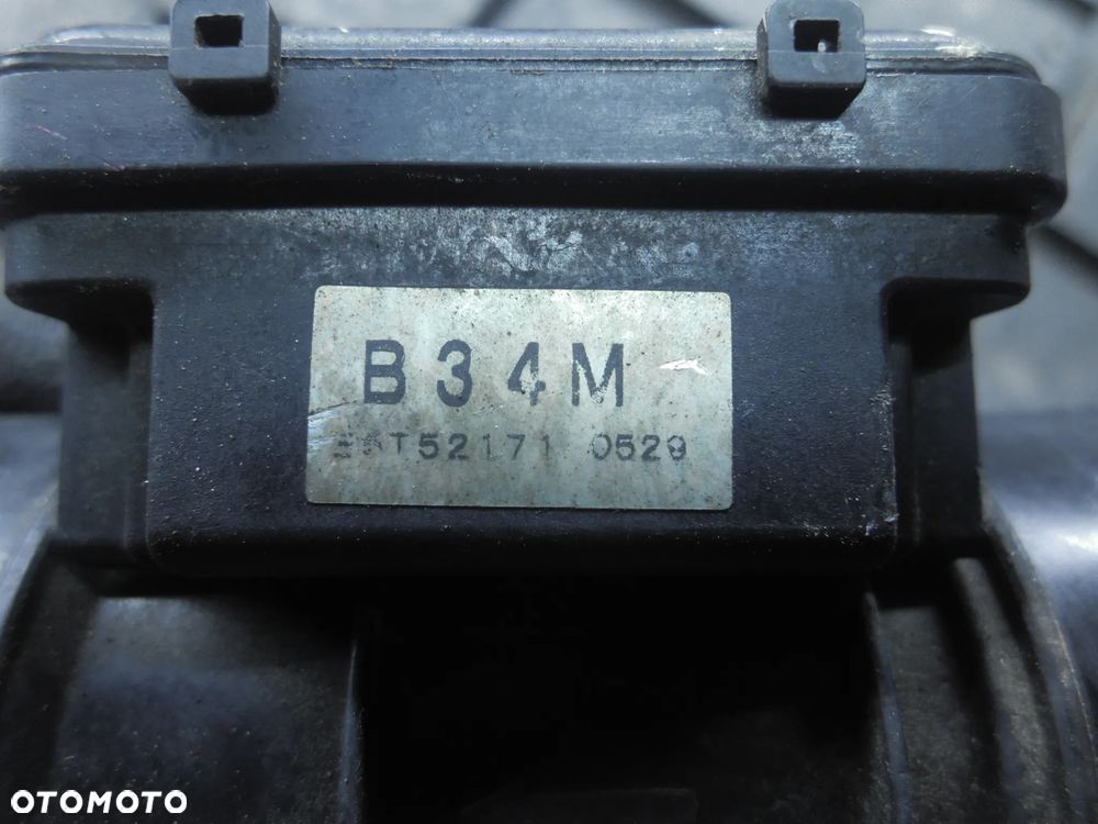 PRZEPŁYWOMIERZ B34M MAZDA DEMIO 1.5 B + WTYCZKA INSTALACJA - 2