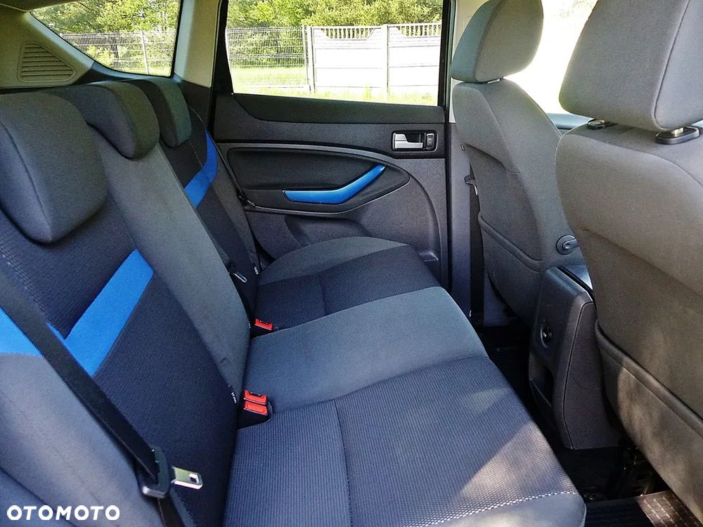 Ford Kuga 2.0 TDCi 4x4 Trend - 22