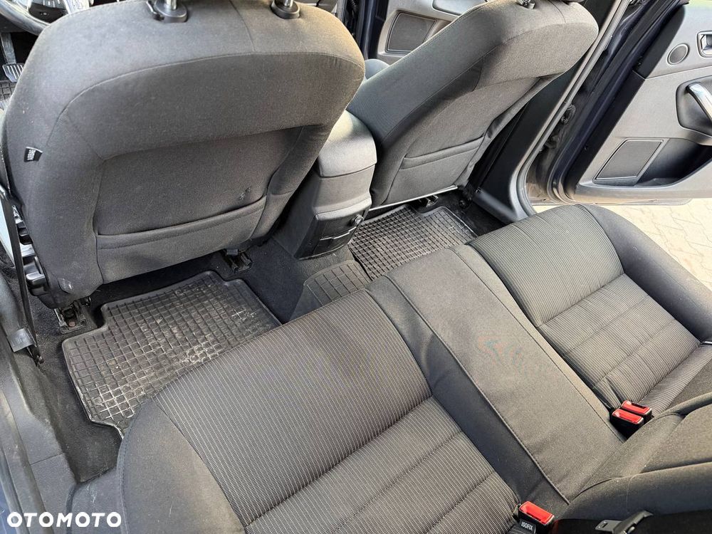 Ford Mondeo 1.8 TDCi Ambiente - 13