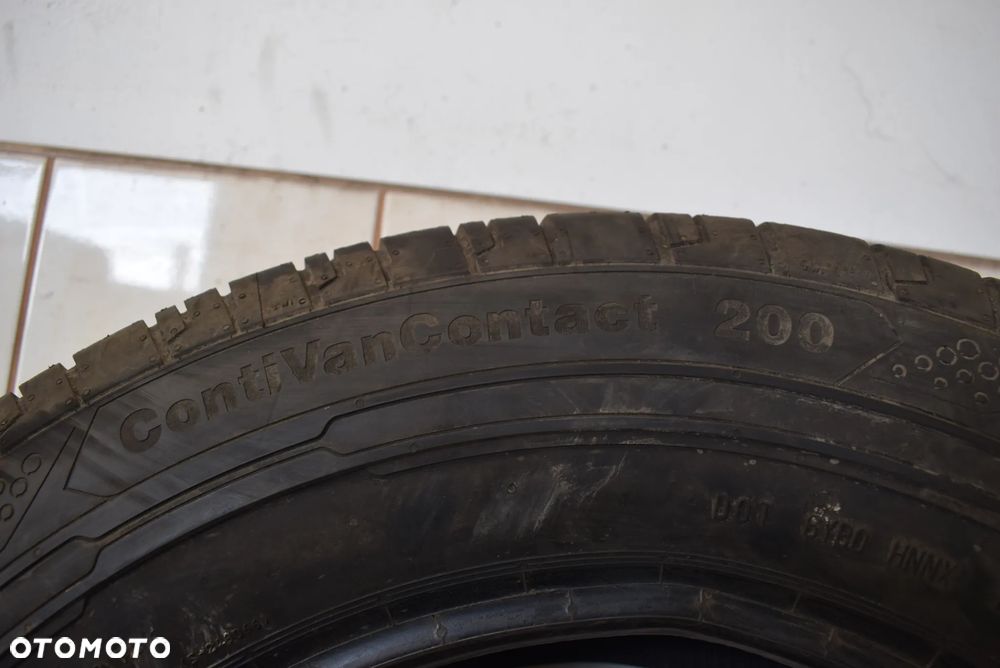 R16C 235/65 Continental ContiVanContact 200 - 4