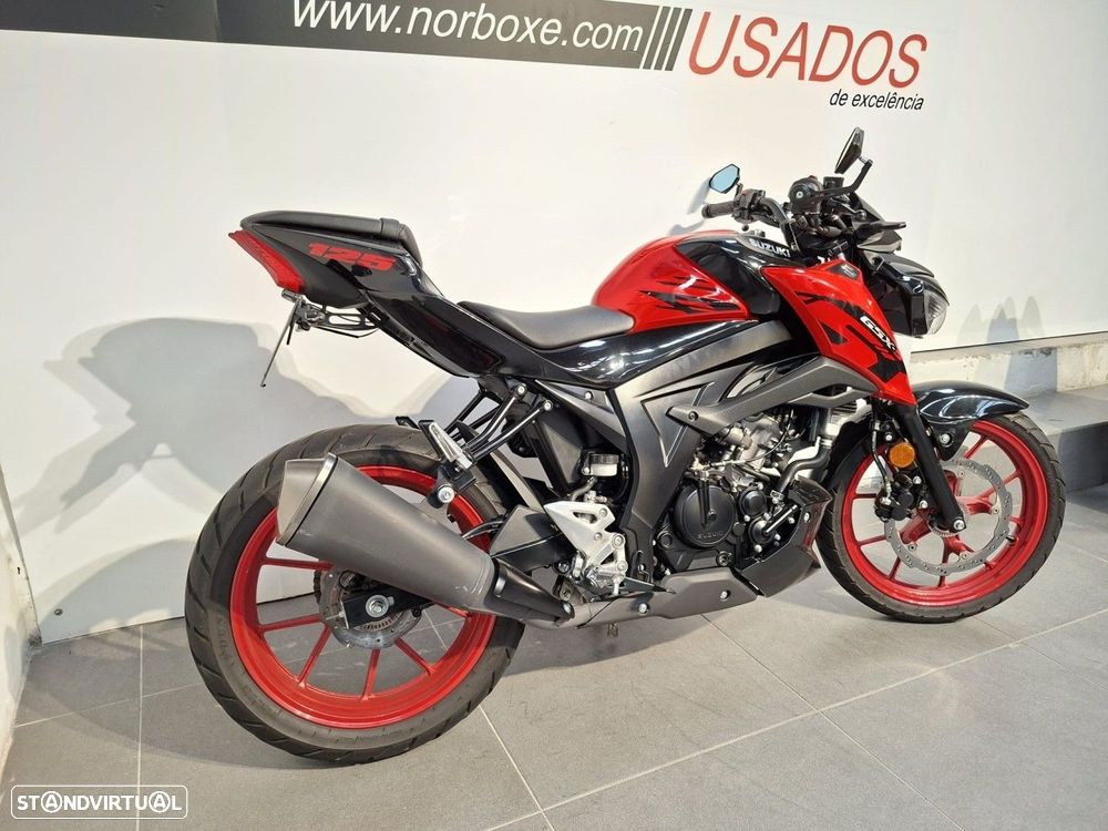 Suzuki GSX 125 S - 2