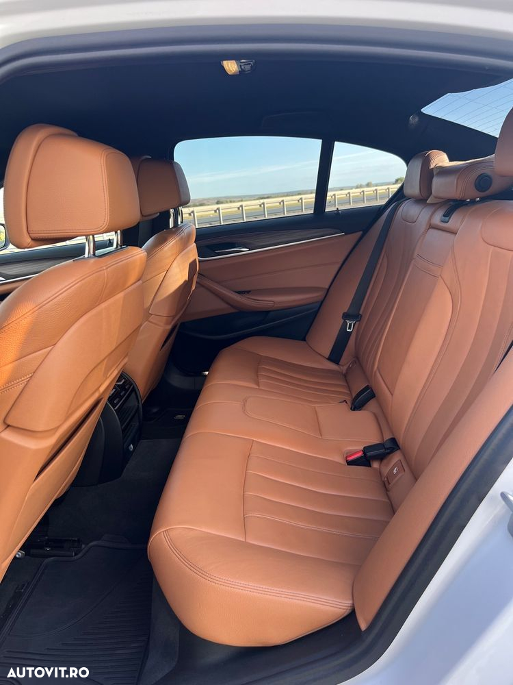 BMW Seria 5 520d xDrive Aut. Luxury Line - 5