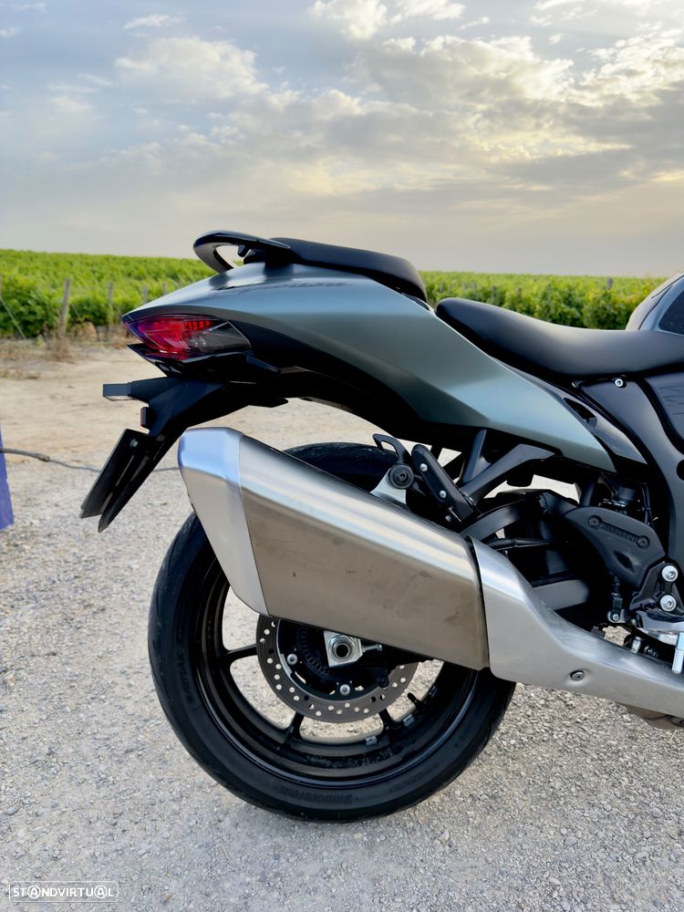 Suzuki Hayabusa - 8