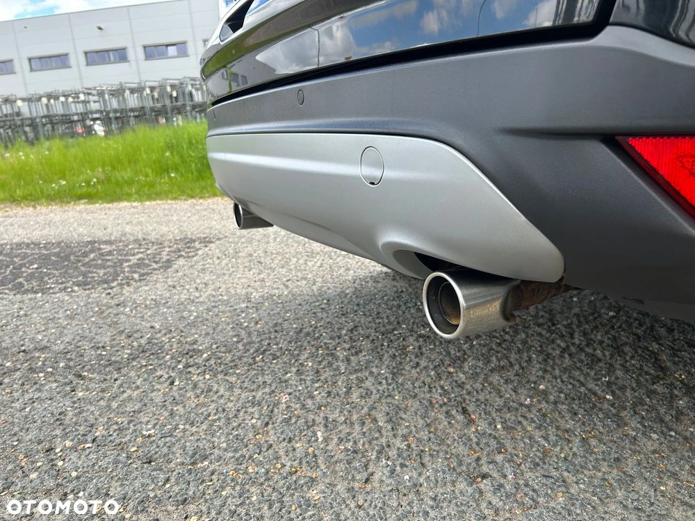 Ford Kuga - 19