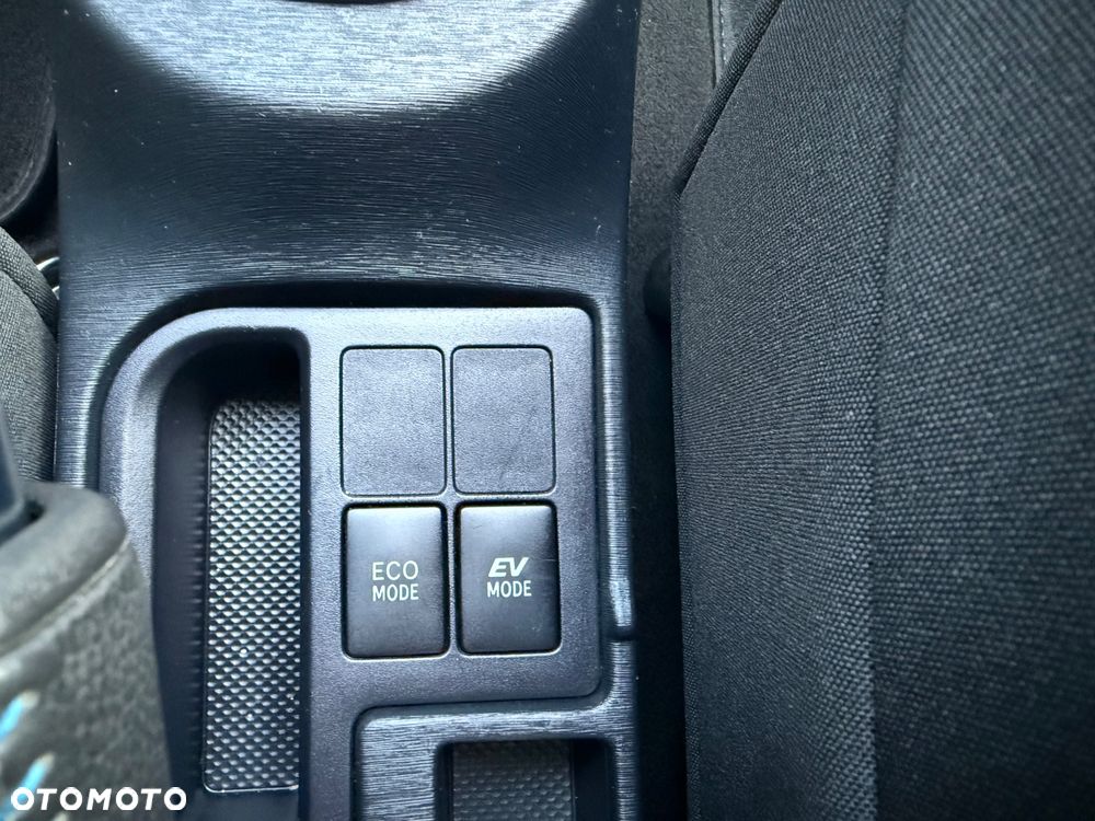 Toyota Yaris 1.5 VVT-i Launch Edition - 30