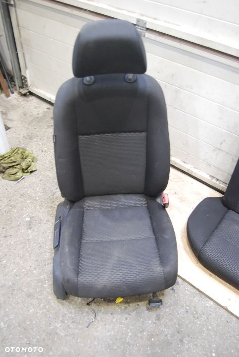 FOTELE WNĘTRZE VW GOLF VI 5D 2009R. - 2