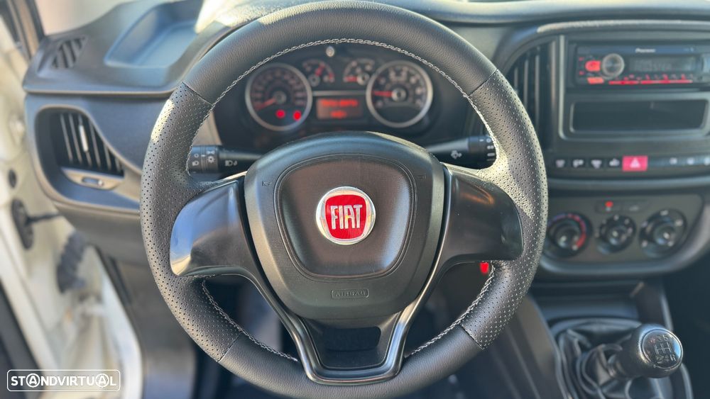 Fiat Doblo 1.3 MJet  3 Lugares A/C - 24