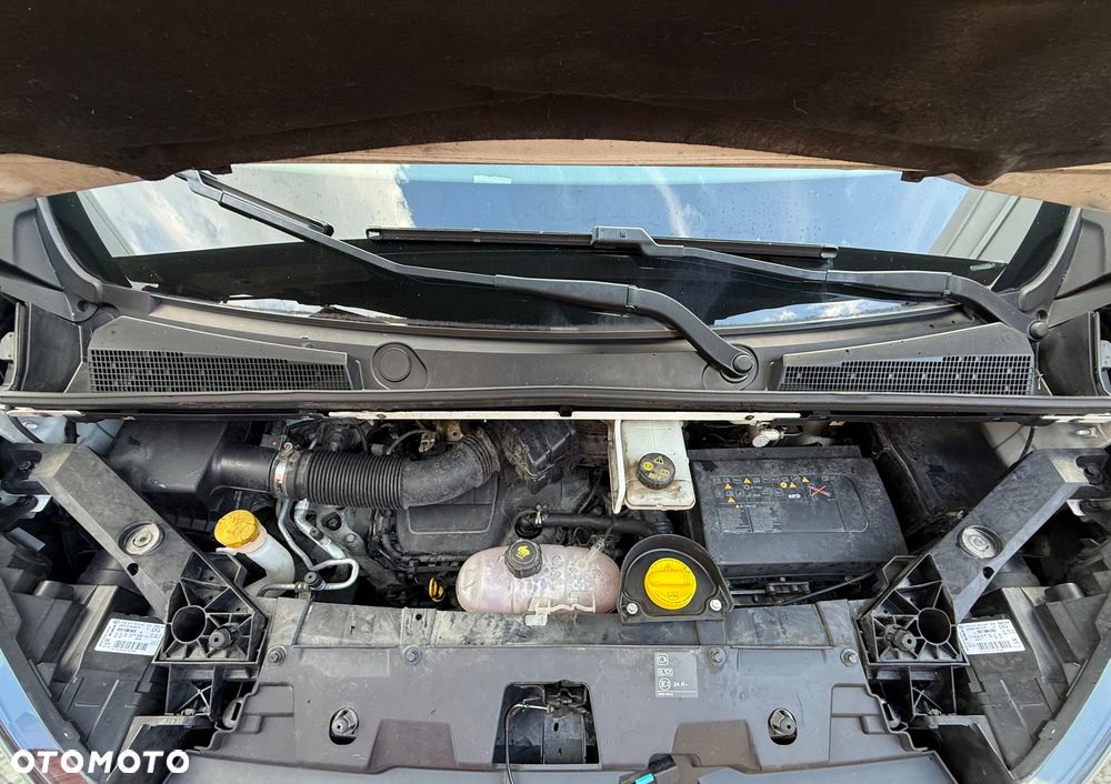 Renault Trafic - 9