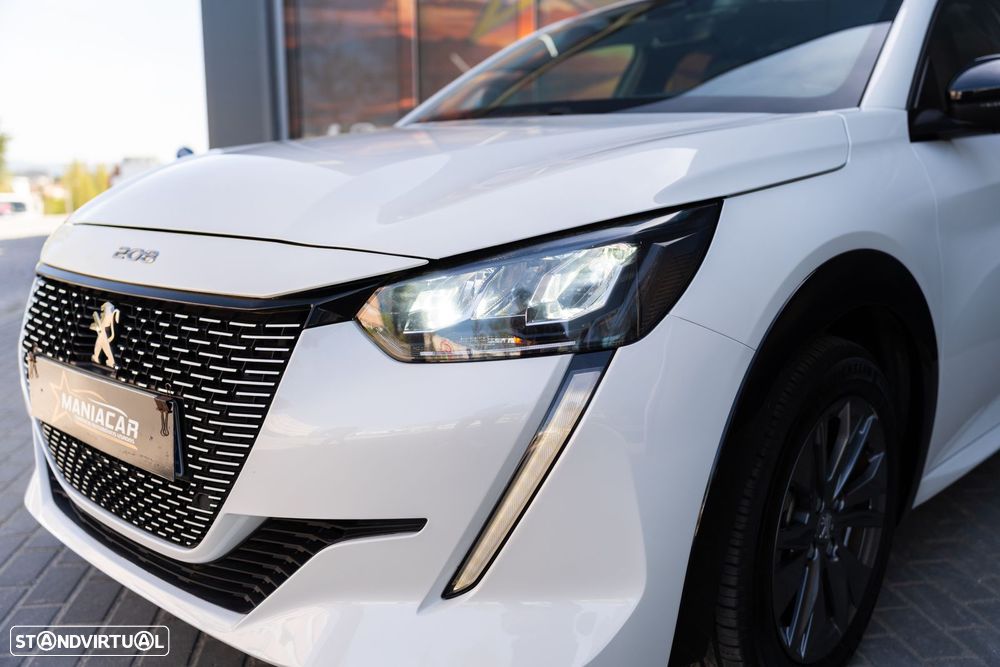 Peugeot e-208 Active Pack - 32