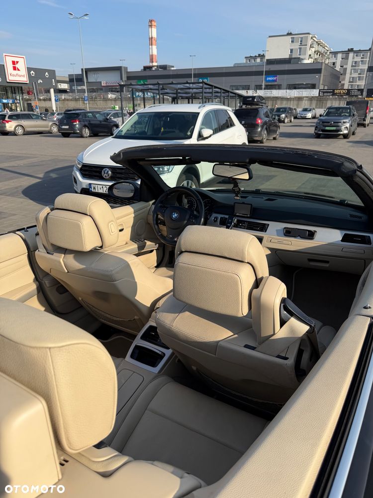 BMW Seria 3 320i - 21