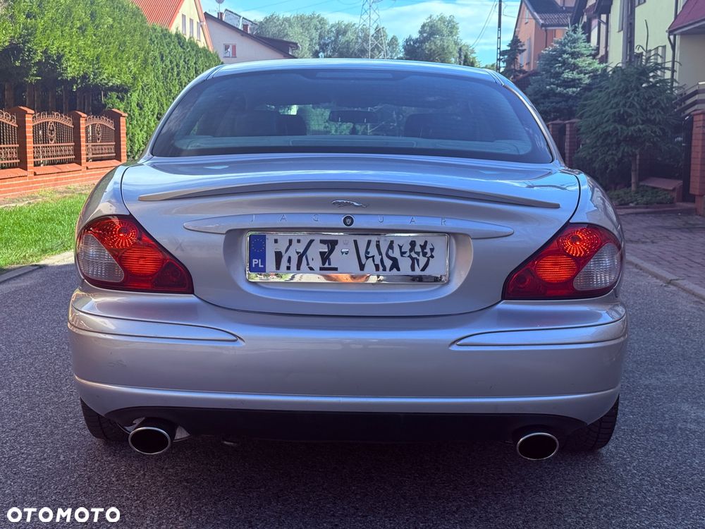 Jaguar X-Type 2.5 V6 4x4 Executive - 5