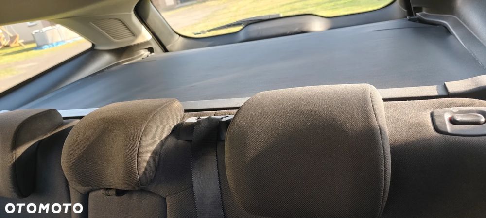 Ford Mondeo - 12