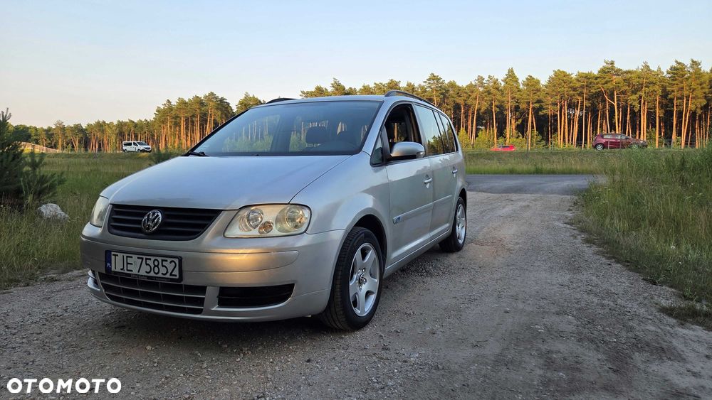 Volkswagen Touran - 3
