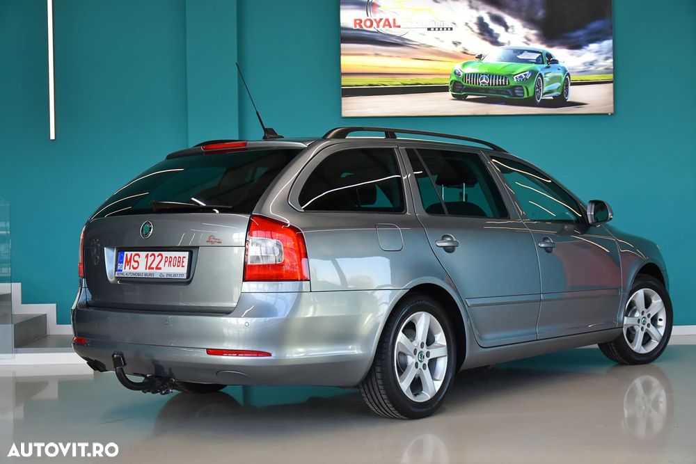 Skoda Octavia Combi 1.4 TSI FAMILY - 3