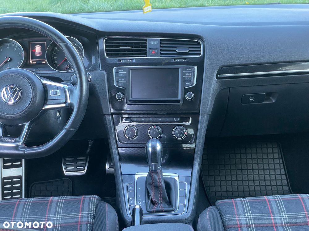 Volkswagen Golf 2.0 TSI BMT GTI Clubsport DSG - 17