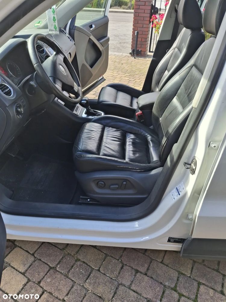 Volkswagen Tiguan - 11