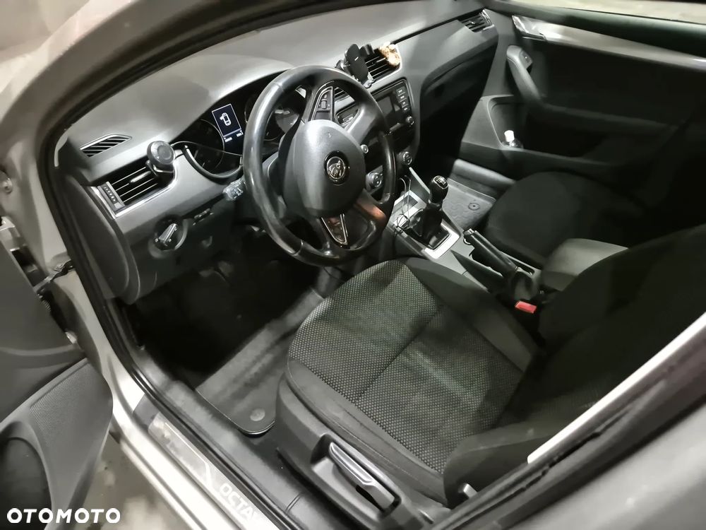 Skoda Octavia 1.2 TSI Ambition - 9
