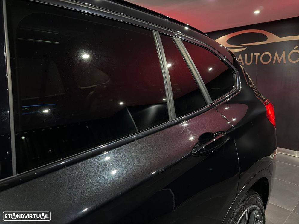 BMW X1 xDrive25e Pack Desportivo M - 11