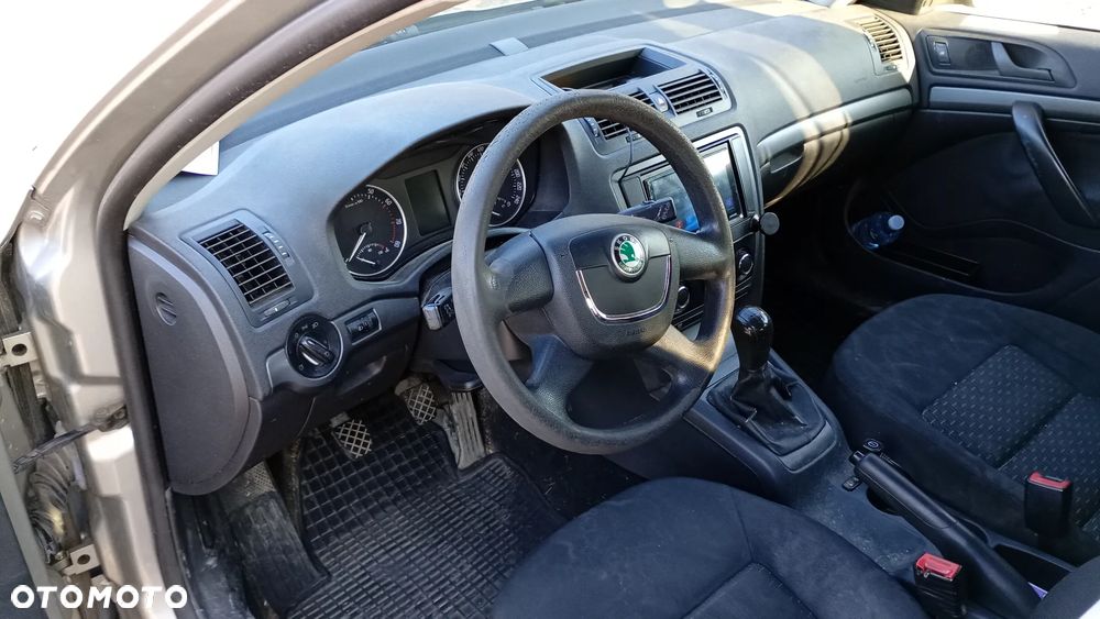Skoda Octavia - 6