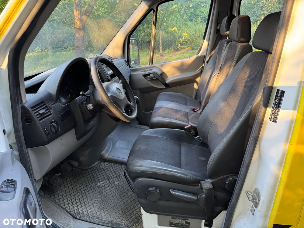 Mercedes-Benz SPRINTER - 8