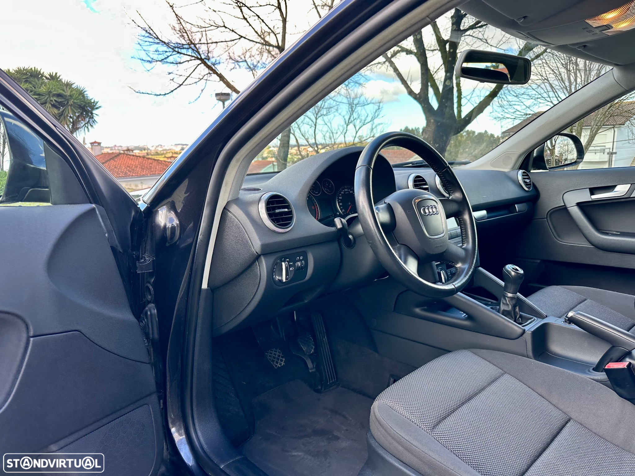 Audi A3 Sportback 1.6 TDI Attraction - 14